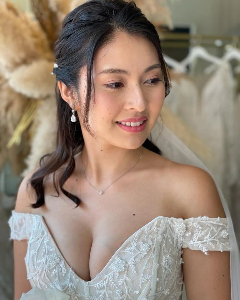 beautiful Japanese woman in wedding dress
